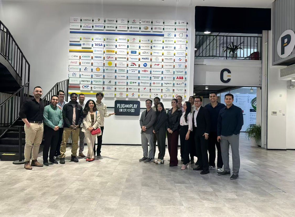 Plug and Play China — team and partners